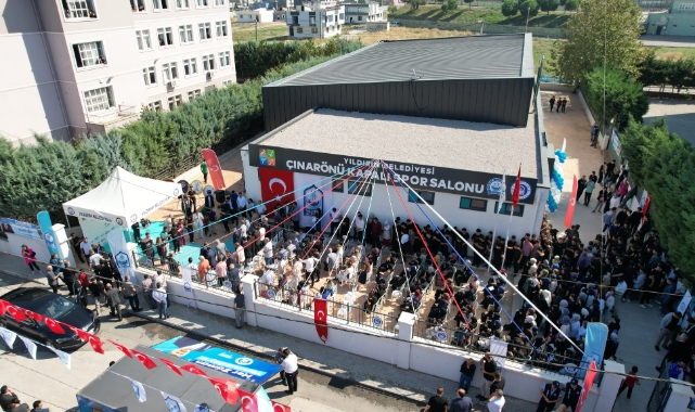 Çınarönü Mahallesi'nde Kapalı Spor Salonu açıldı