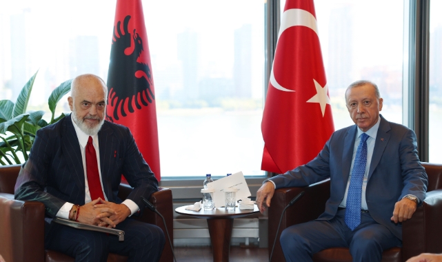 Cumhurbaşkanı Erdoğan ikili görüşmelere başladı