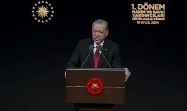 Cumhurbaşkanı Erdoğan: Sosyal medya mecraları operasyon aygıtına dönüştü