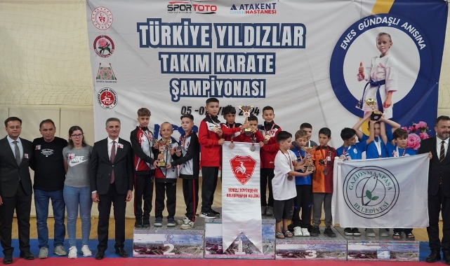 Denizli Büyükşehir Karate Takımından Türkiye Şampiyonluğu