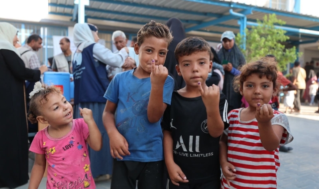 DSÖ açıkladı: Gazze’de 446 binden fazla çocuk aşı oldu