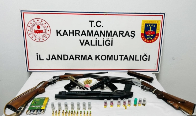 Düğünde silahla ateş eden 4 kişi yakalandı