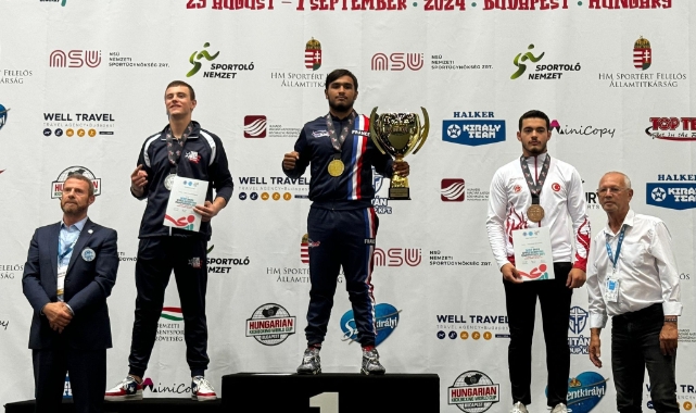 Elazığ’a kick boksta 2 madalya