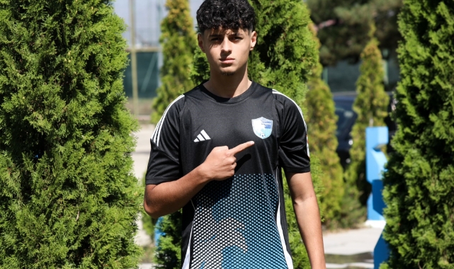 Erzurumspor FK, 7 futbolcuyla sözleşme imzaladı
