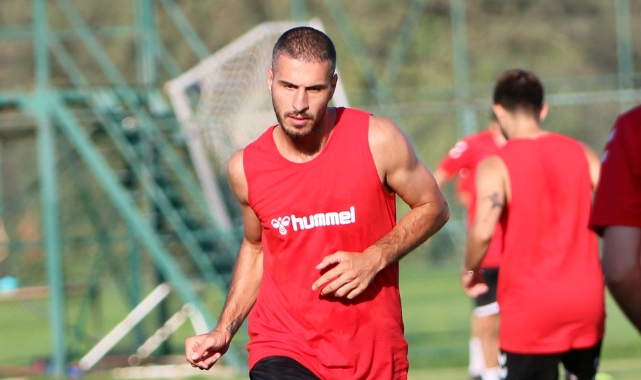 Erzurumspor FK'dan iki transfer birden