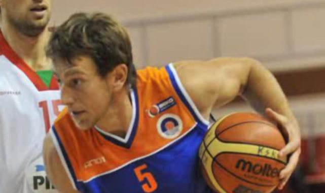 Eski milli basketbolcu Asım Pars hayatını kaybetti