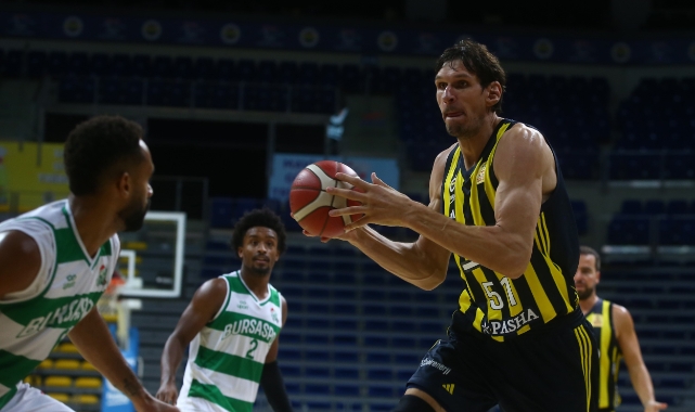 Fenerbahçe, hazırlık maçında Bursaspor'u 107-66 mağlup etti