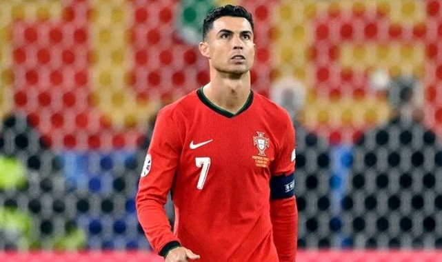 Futbol tarihinde bir ilki başardı