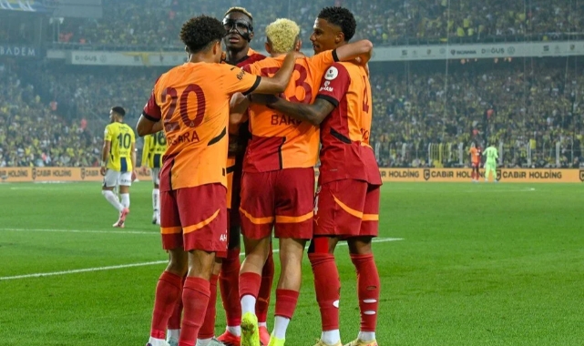 Galatasaray dev derbide Fenerbahçe'yi mağlup etti