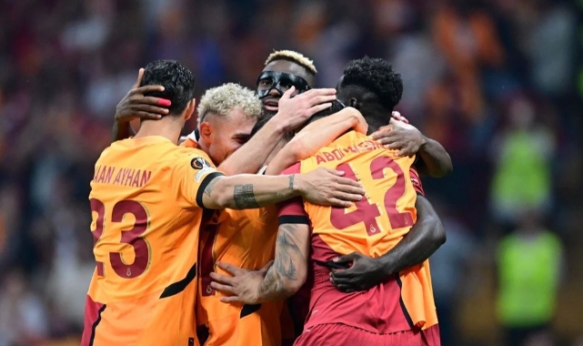 Galatasaray, PAOK engelini 3 golle aştı