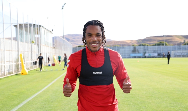 Garry Rodrigues: "Sivasspor’a geldiğim için mutluyum"