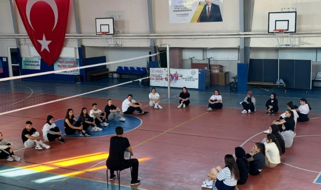 Gediz SHMYO’da sporda farkındalık dersi