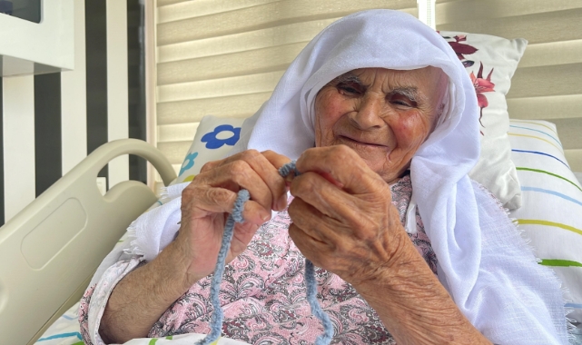 Gülten Nine 108 yaşında ama hiç hastalığı yok!