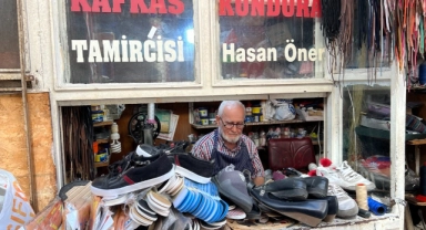Hem imamlık hem de ayakkabı tamirciliği yaptı