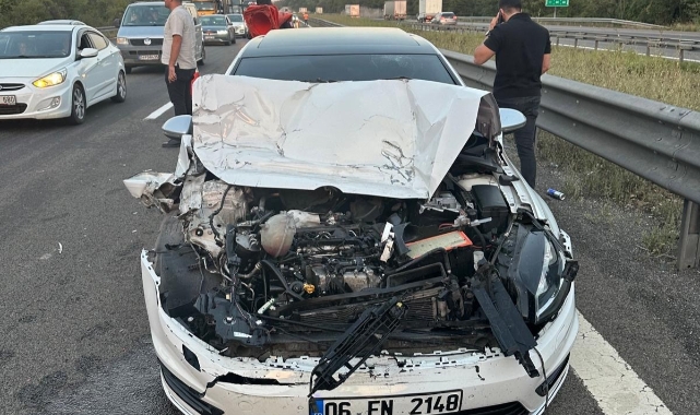 Hurdaya dönen otomobilden burnu bile kanamadan çıktı