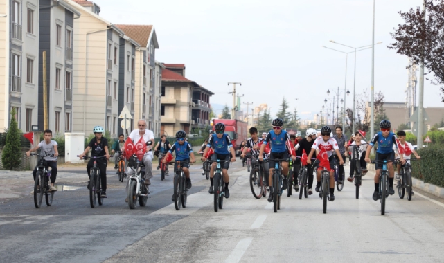 İnegöl'de 'Zaferden Kurtuluşa' pedal basıldı