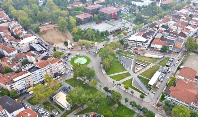 İnegöl yeni meydanına kavuşuyor