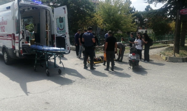 Isparta’da motosikletler çarpıştı