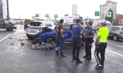 İstanbul'da zincirleme kaza