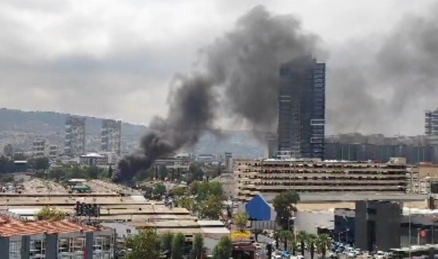 İzmir'de oto tamirci dükkanında yangın