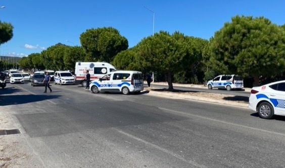 İzmir'de tedavi için hastaneye gelen şahıs ambulansı kaçırdı