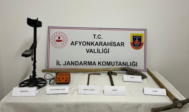 Jandarma definecilere suçüstü yaptı