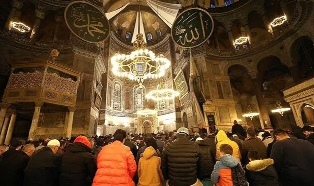 Kandil namazı nasıl kılınır, kaç rekat?