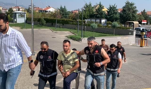 Karaman’da 3 kişi uyuşturucudan tutuklandı