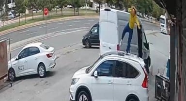 Kayseri'de 3. kattan düşen hamile kadın yaşam mücadelesini kaybetti