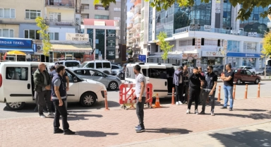 Kırşehir'de 15 düzensiz göçmen ve 4 göçmen kaçakçısı yakalandı