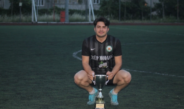Kocasinan Yemlihaspor’da 8 imza birden
