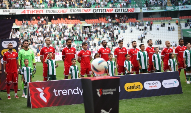 Konyaspor - Sivasspor maçından ilk yarı golsüz geçti