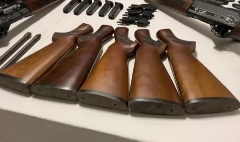 Kütahya'da kaçak silah operasyonu