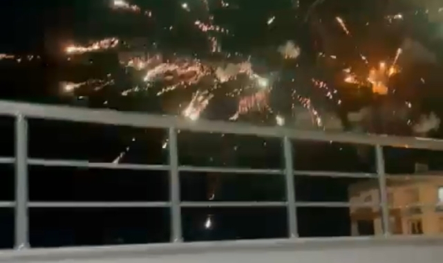 Mardin'de silahlı ve havai fişekli düğün konvoyu