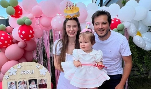 Metin Pıhlıs'ın kızı Parla 1 yaşında