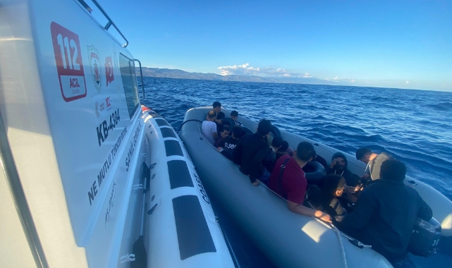 Mobil radar tespit etti! 17 göçmen yakalandı