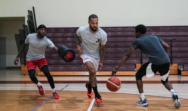 MSK, Justin Cobbs'u kadrosuna kattı