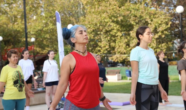 Mudanya'da pazar sabahı yoga ile başladı