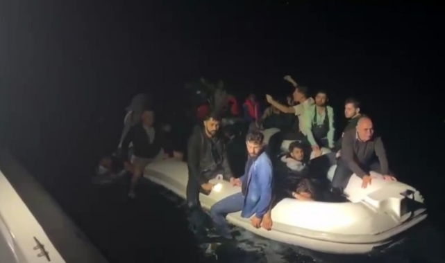 Muğla'da Dalaman açıklarında 22 düzensiz göçmen kurtarıldı