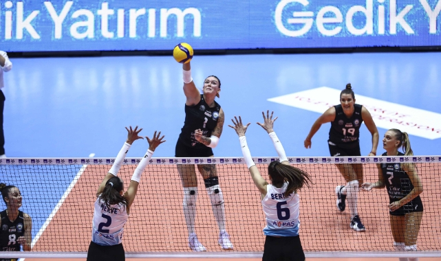 Nilüfer Belediyespor Eker'den Kupa Voley'de güzel başlangıç