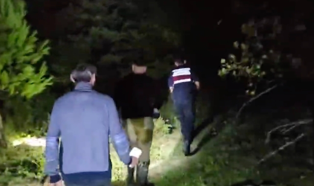 Ormanda kaybolan 2 şahıs, 18 saat sonra kurtarıldı