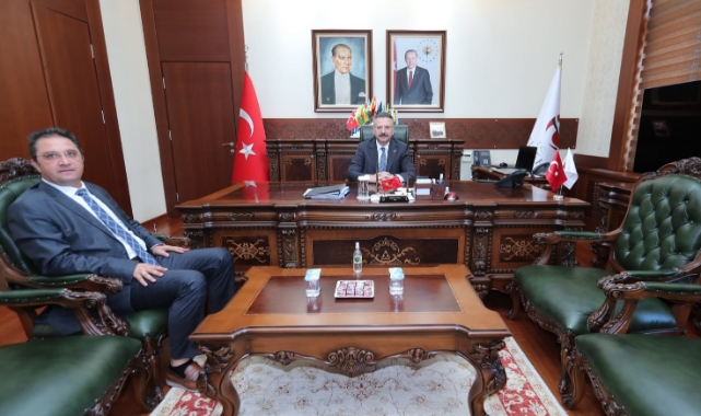 Osman Başeğmez bu kez de Vali Aksoy’u ziyaret etti