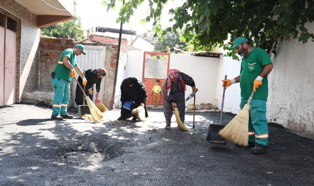Osmangazililerden Mahallemizi Birlikte Temizliyoruz projesine destek