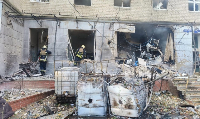Rusya, Ukrayna'nın Sumy bölgesini vurdu