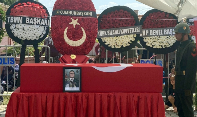 Şehit binbaşı son yolculuğuna uğurlandı