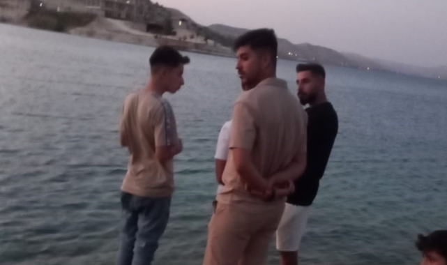 Serinlemek için Fırat Nehri'ne giren genç kayboldu