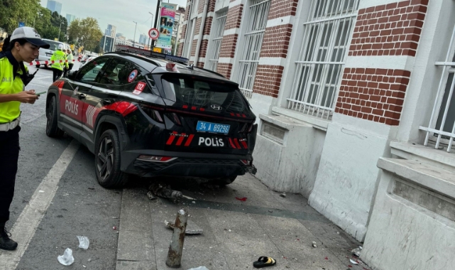 Şişli'de polis aracı kaldırımda yürüyen kadınlara çarptı! 1 ölü