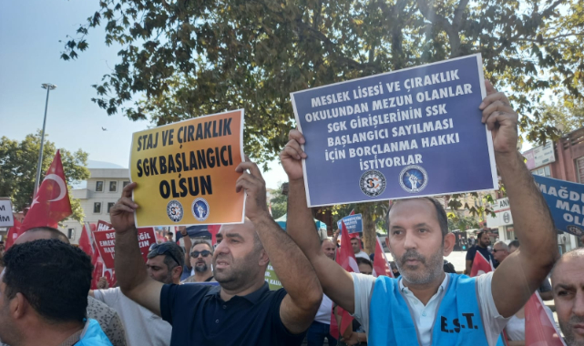Staj mağdurları meydanlarda: "Sesimizi duyun!"