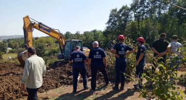 Su çıkarmak için kuyu kazan 2 kişi toprak altında kaldı