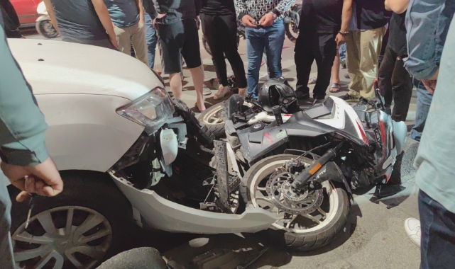 Sultangazi'de ehliyetsiz motosikletli dehşet saçtı! 2'si polis 4 yaralı